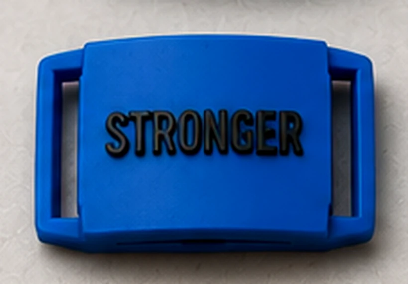 STRONGER yazılı mavi modül